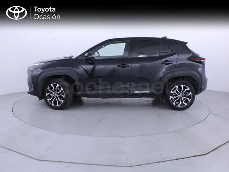 Usado Toyota Yaris Cross Active 116 CV (85 kW) 2023 Negro SUV