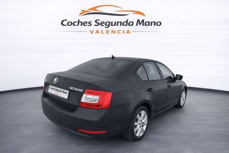 Usado Skoda Octavia Style 110 CV (80 kW) 2018 Negro Utilitario