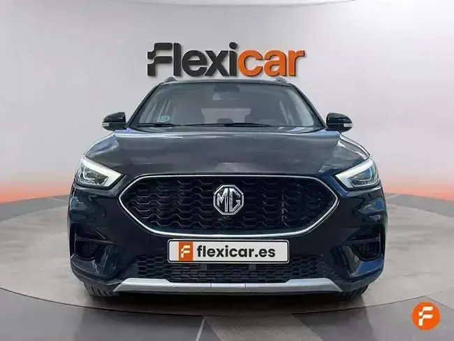 Usado MG ZS Comfort 111 CV (81 kW) 2022 Negro SUV