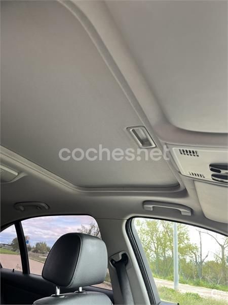 Gris / plata Usado 2009 BMW 320 Berlina | 8499 € (Caro) - Imagen 1/1