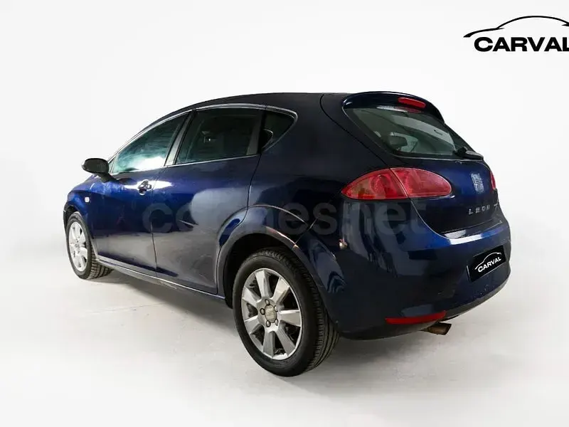 Usado Seat Leon Ecomotive 105 CV (77 kW) 2008 Azul Utilitario