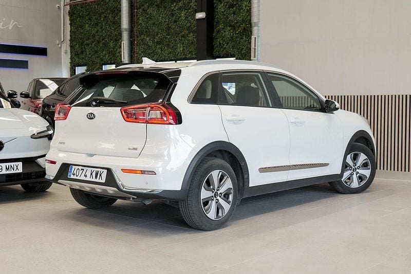 Usado Kia Niro 141 CV (103 kW) 2019 Blanco SUV