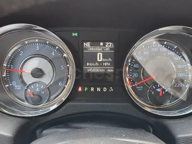 Usado Lancia Voyager S 177 CV (130 kW) 2015 Gris / plata Monovolumen