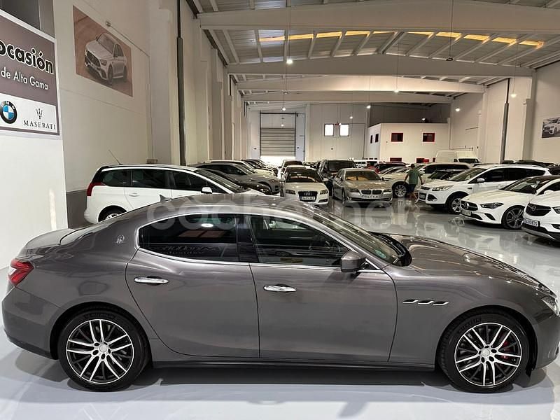 Usado Maserati Ghibli GranLusso 350 CV (257 kW) 2017 Gris / plata Coupe