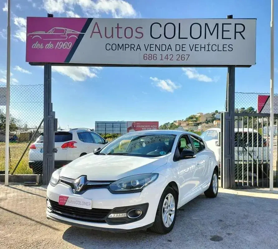 Usado Renault Mégane Intens 116 CV (85 kW) 2015 Blanco Utilitario