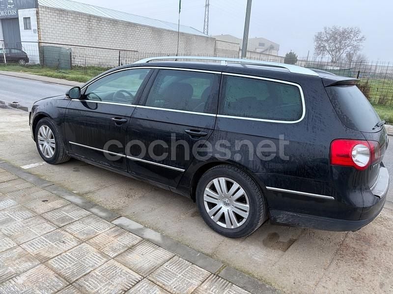 Usado VW Passat Advance 140 CV (102 kW) 2006 Negro Familiar
