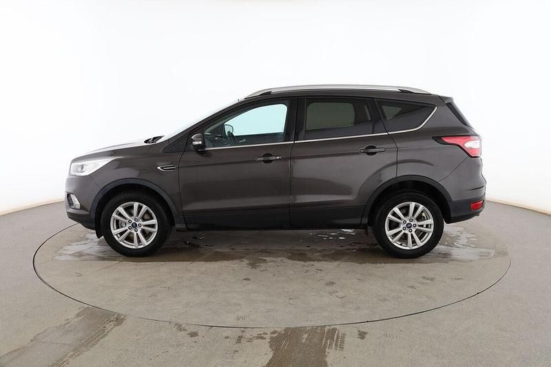 Usado Ford Kuga Trend+ 150 HP (110 kW) 2018 Cinzento SUV