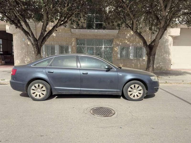 Usado Audi A6 140 CV (102 kW) 2007 Gris / plata Berlina
