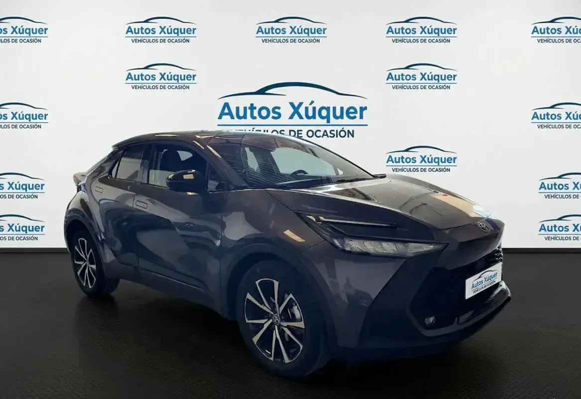 Usado Toyota C-HR Business Edition 140 CV (102 kW) 2025 Gris SUV