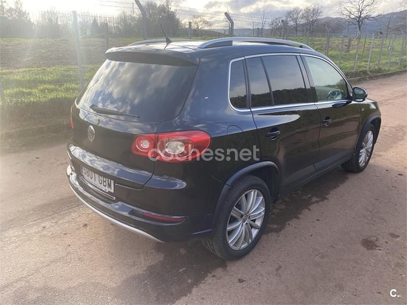 Usado VW Tiguan R-line 140 CV (102 kW) 2008 Negro SUV