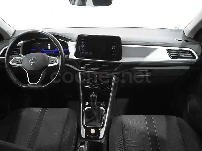 Usado VW T-Roc Life 150 CV (110 kW) 2023 Gris SUV