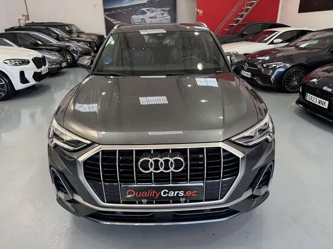 Usado Audi Q3 S-Line 245 CV (180 kW) 2022 Gris SUV