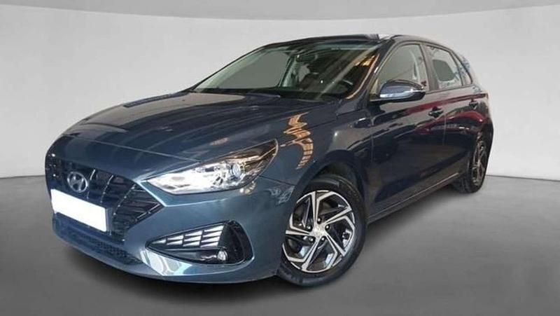 Azul Usado 2022 Hyundai i30 Berlina | 12.190 € (Super precio) - Imagen 1/4