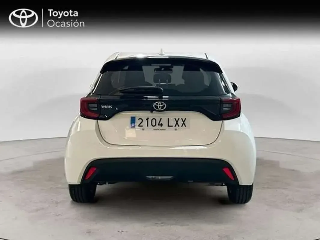 Usado Toyota Yaris Edition 125 CV (91 kW) 2026 Blanco Utilitario