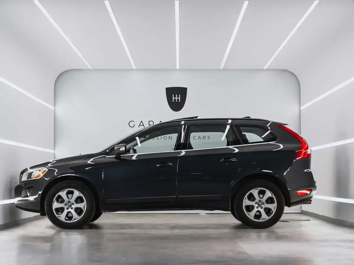 Usado Volvo XC60 Momentum 205 CV (150 kW) 2009 Negro SUV