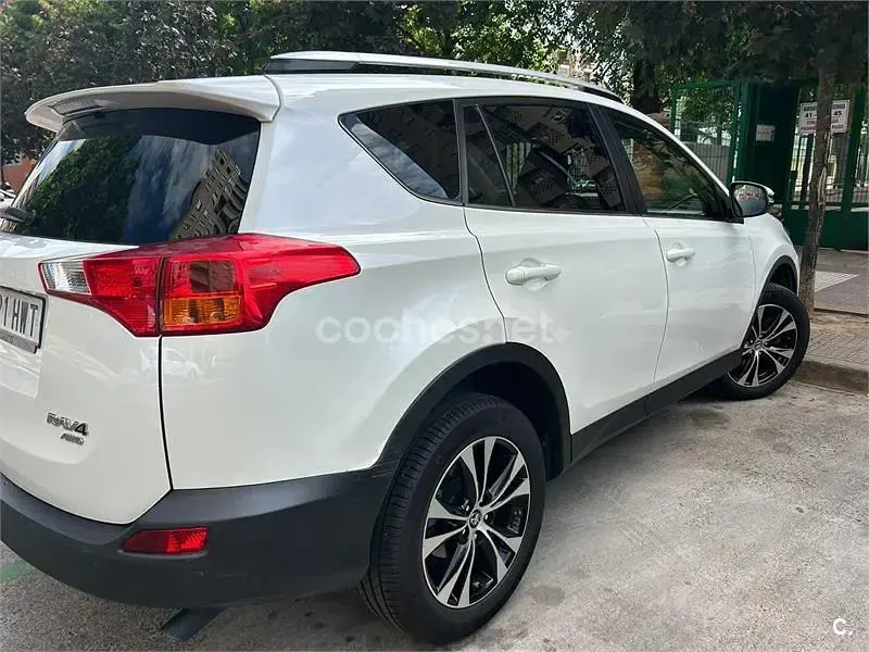 Usado Toyota RAV4 Advance 124 CV (91 kW) 2014 Blanco SUV