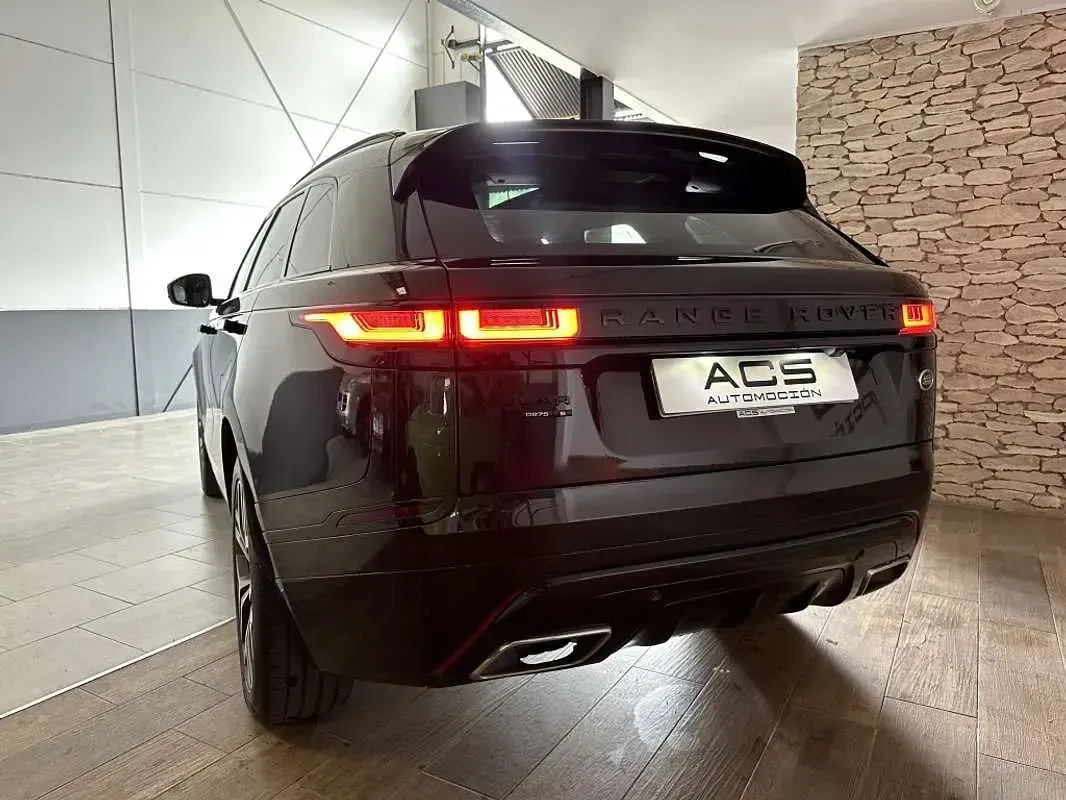 Usado Land Rover Range Rover Velar HSE Dynamic 300 CV (220 kW) 2021 Negro SUV