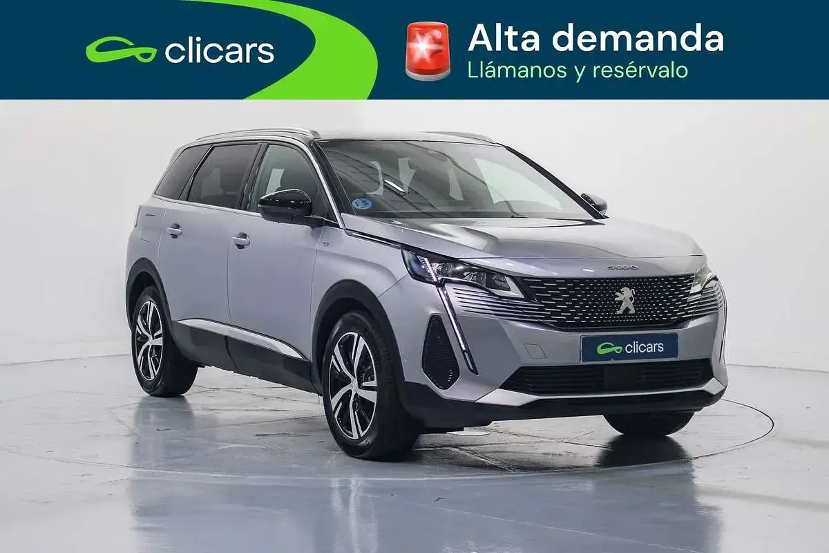 Usado Peugeot 5008 GTi 136 CV (100 kW) 2024 Gris SUV