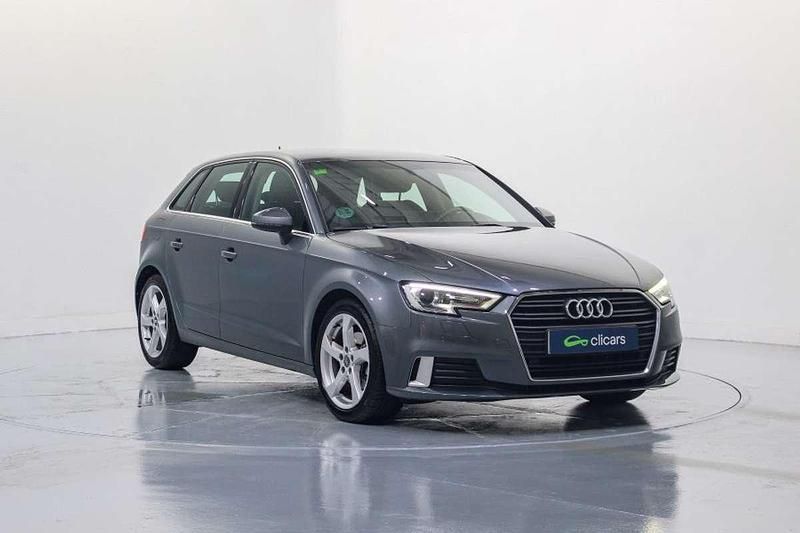 Usado Audi A3 Sportback Sport 150 CV (110 kW) 2017 Gris Utilitario