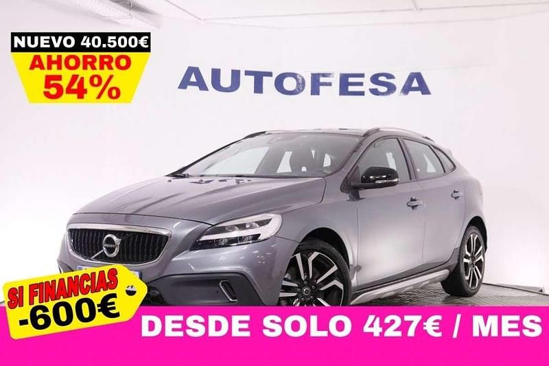 Begagnad Volvo V40 CC 152 HK (111 kW) 2019 Kombi