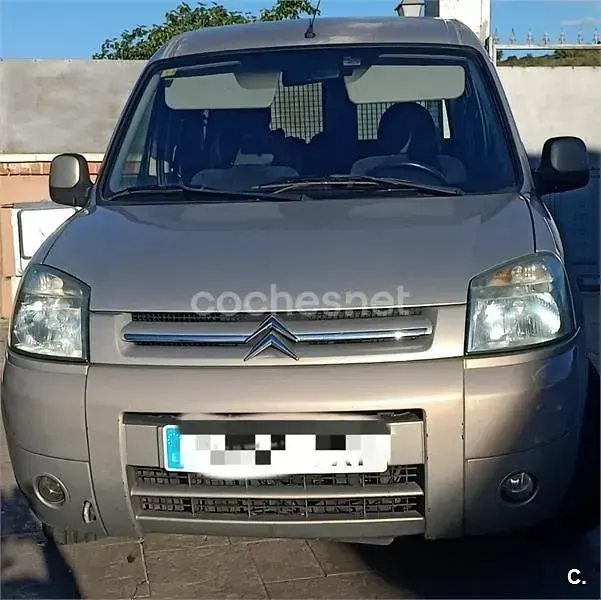 Usado Citroën Berlingo XTR 90 CV (66 kW) 2009 Beige Monovolumen