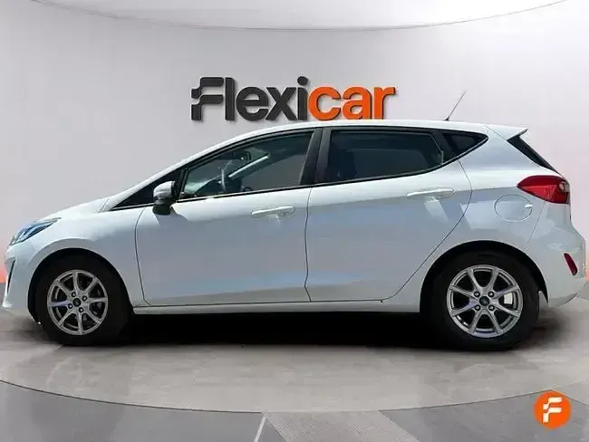 Usado Ford Fiesta Active 85 CV (62 kW) 2018 Blanco Utilitario