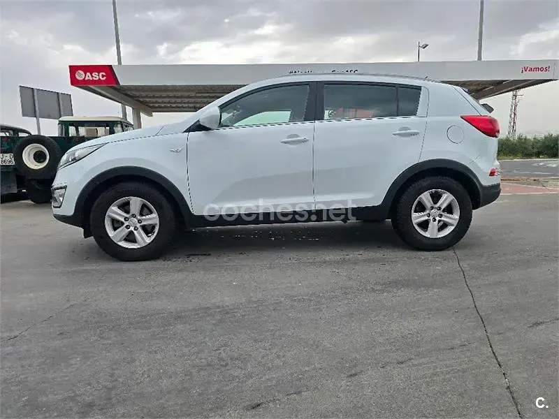 Usado Kia Sportage 135 CV (99 kW) 2015 Blanco SUV