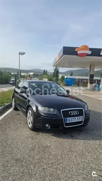Usado Audi A3 Attraction 115 CV (84 kW) 2006 Negro Utilitario