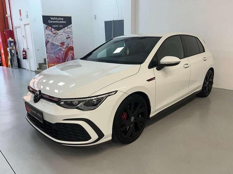 Usado VW Golf VIII GTI 245 CV (180 kW) 2022 Blanco Utilitario