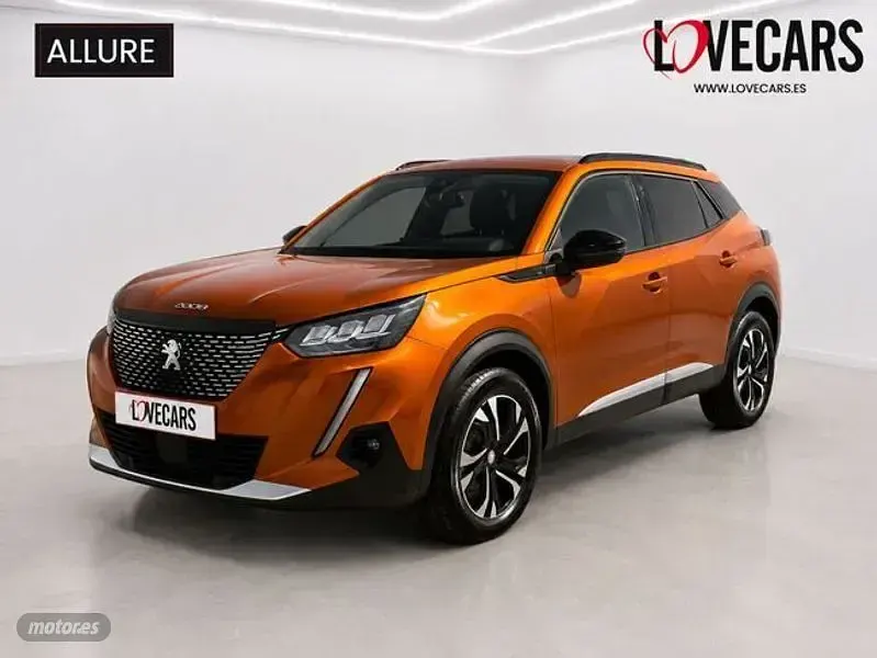 Usado Peugeot 2008 Allure 110 CV (80 kW) 2022 Naranja SUV