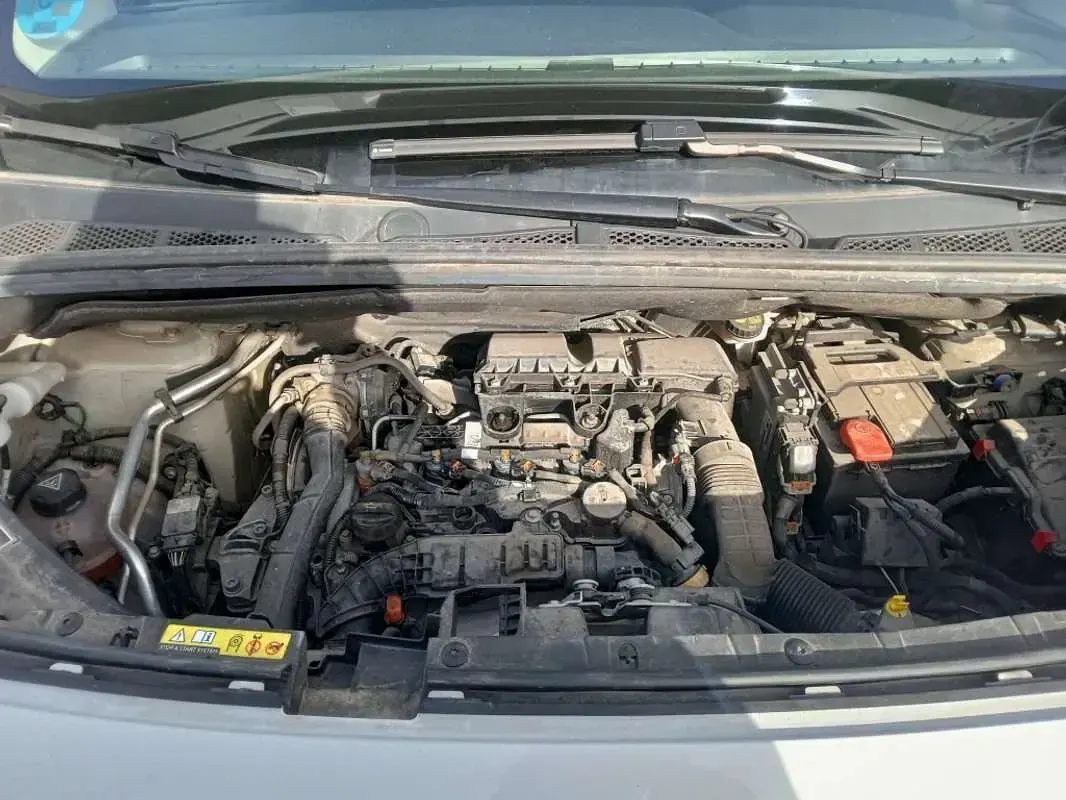 Usado Peugeot Partner S 102 CV (75 kW) 2022 Blanco Monovolumen