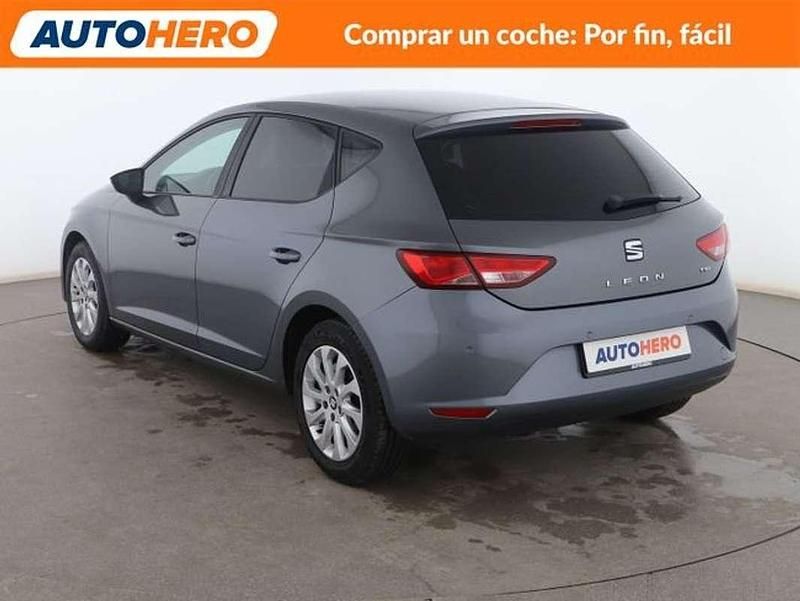 Usado Seat Leon Style 110 CV (80 kW) 2016 Gris Utilitario