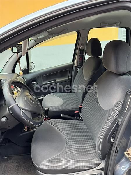 Usado Citroën C3 75 CV (55 kW) 2007 Gris / plata Berlina