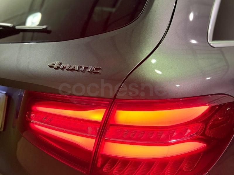 Usado Mercedes GLC220 170 CV (125 kW) 2017 Gris / plata SUV