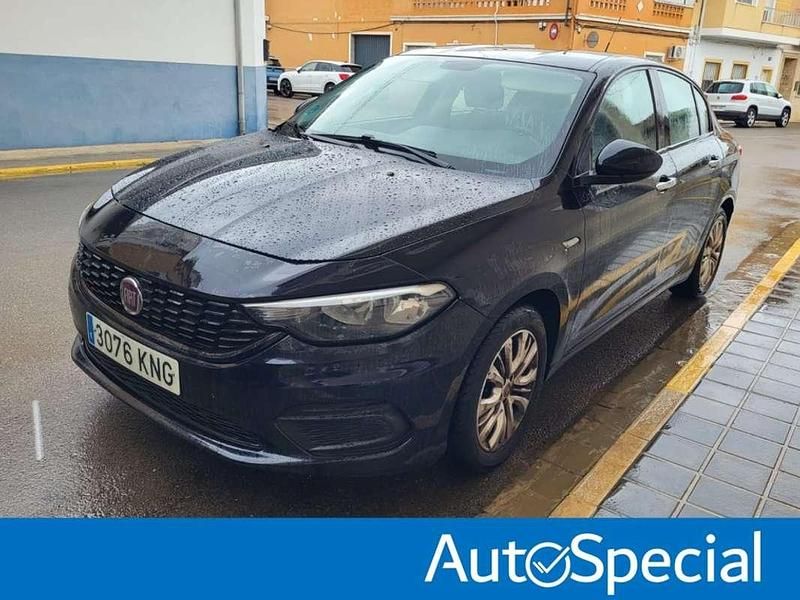 Negro Usado 2018 Fiat Tipo Easy Berlina | 8790 € (Un poco caro) - Imagen 1/2