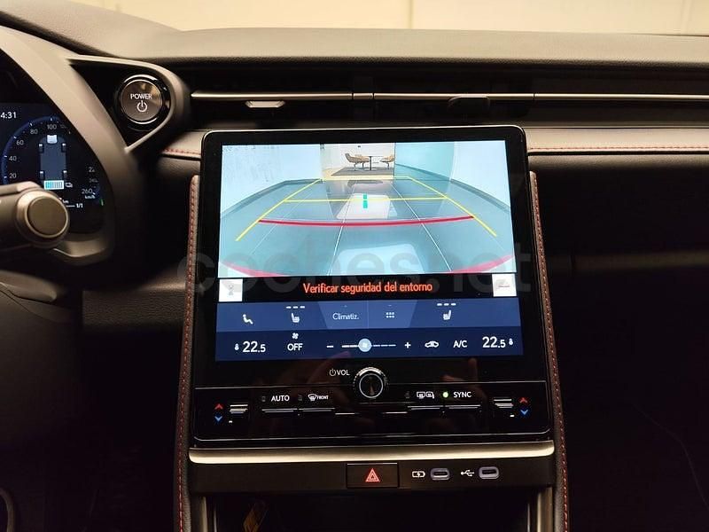 Usado Lexus LBX 136 CV (100 kW) 2024 Rojo SUV