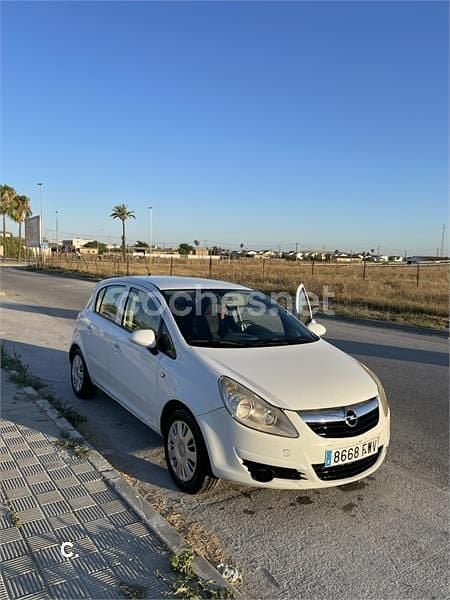 Usado Opel Corsa Essentia 75 CV (55 kW) 2007 Blanco Berlina