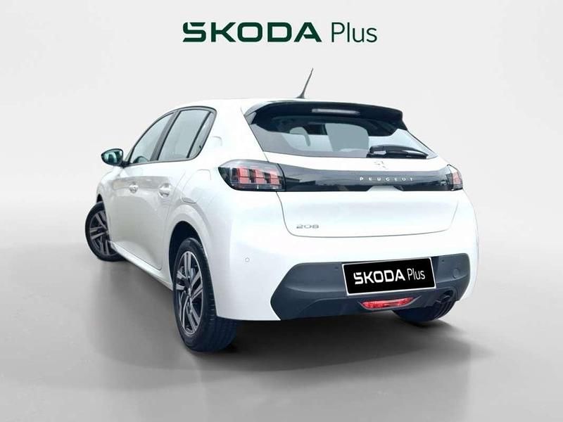 Usado Peugeot 208 Active 101 CV (74 kW) 2023 Blanco Utilitario