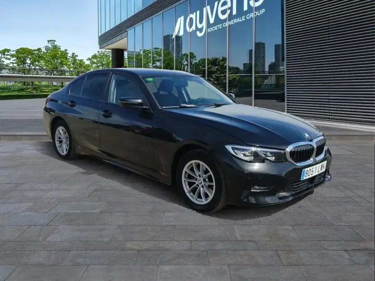 Begagnad BMW 320 190 HK (139 kW) 2022 Svart Sedan