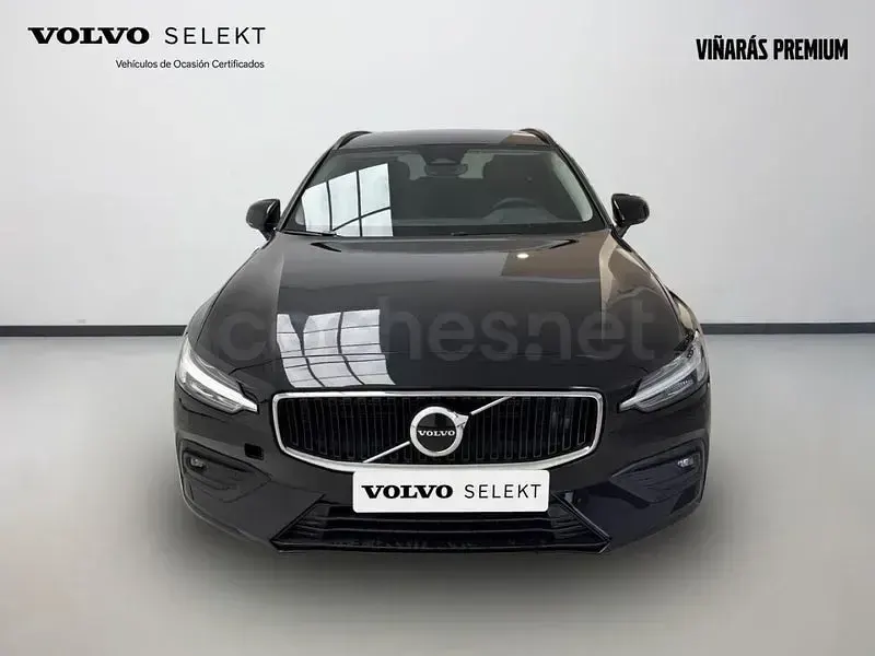 Usado Volvo V60 Core 197 CV (144 kW) 2025 Blanco Familiar