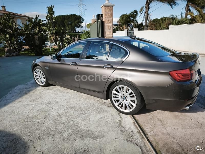 Usado BMW 530 Gran Turismo 245 CV (180 kW) 2012 Marrón Berlina
