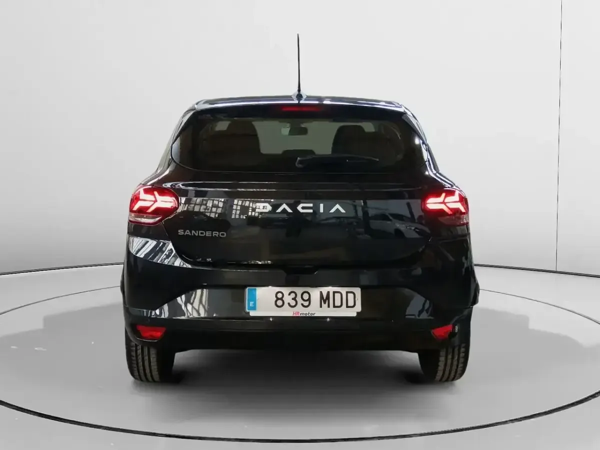 Usado Dacia Sandero Expression 101 CV (74 kW) 2022 Negro Berlina