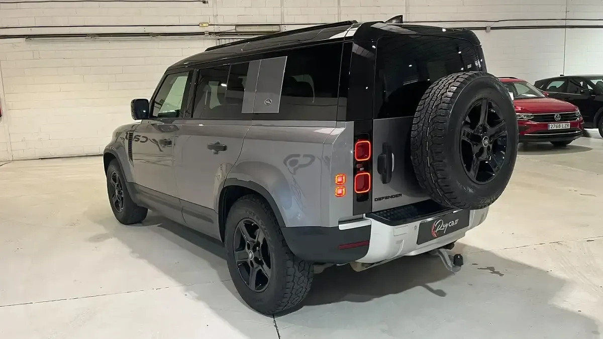Usado Land Rover Defender SE 200 CV (147 kW) 2020 Gris SUV
