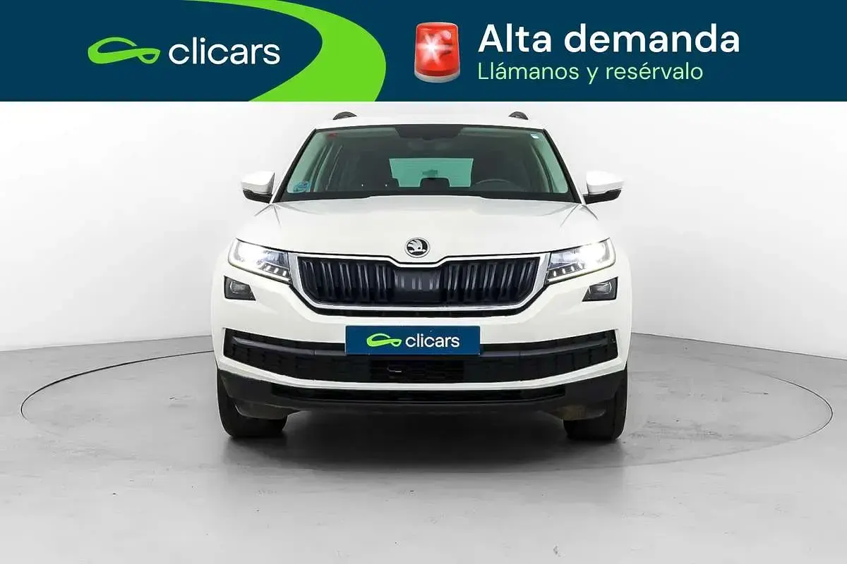 Usado Skoda Kodiaq Ambition 150 CV (110 kW) 2021 Blanco SUV
