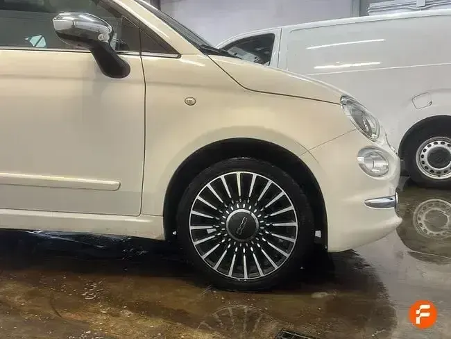 Usado Fiat 500 Mirror 69 CV (50 kW) 2018 Blanco Utilitario