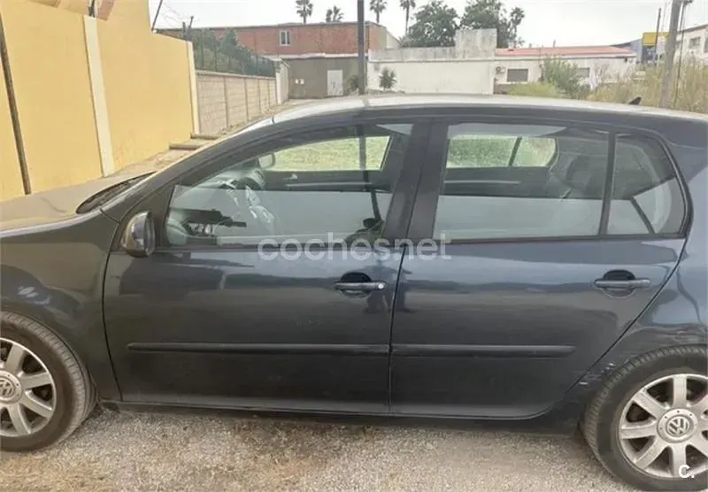 Usado VW Golf IV Highline 105 CV (77 kW) 2006 Azul Berlina