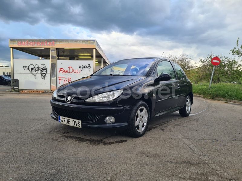 Negro Usado 2006 Peugeot 206 Berlina | 3000 € (Precio justo) - Imagen 1/4