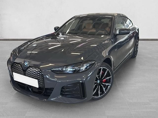 Usado 2025 BMW i4 Comfort Edition Berlina | 71.990 € - Imagen 1/4