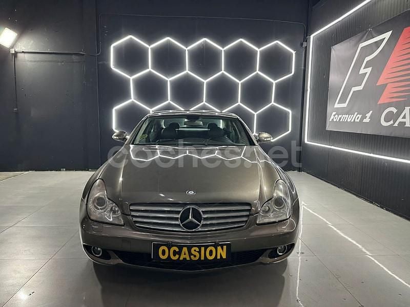Usado Mercedes CLS350 272 CV (200 kW) 2005 Beige Berlina