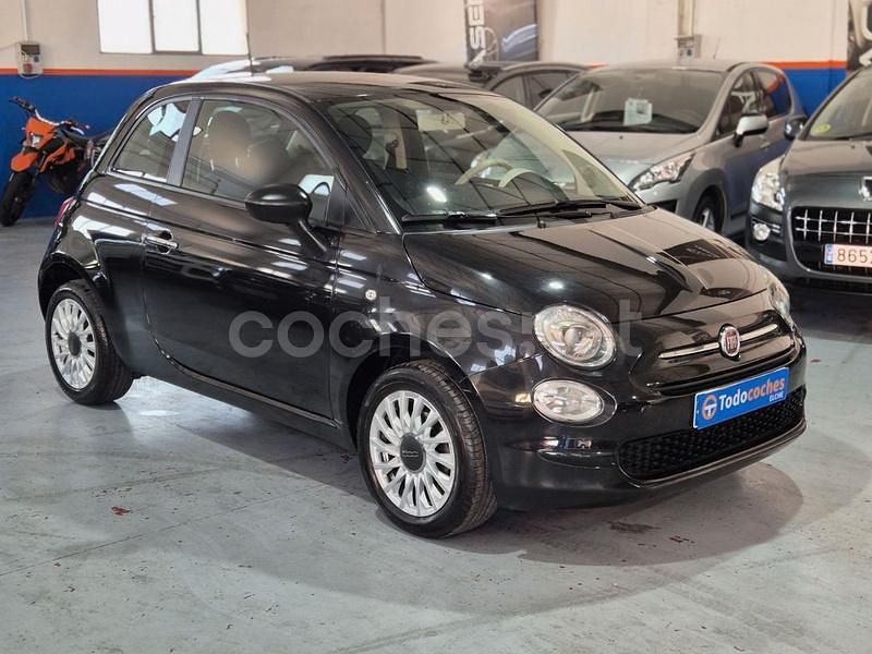 Usado Fiat 500 70 CV (51 kW) 2022 Negro Berlina